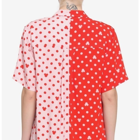Her Universe Disney Minnie Mouse Polka Dot Split Girls Woven Button-Up - Picture 2 of 5